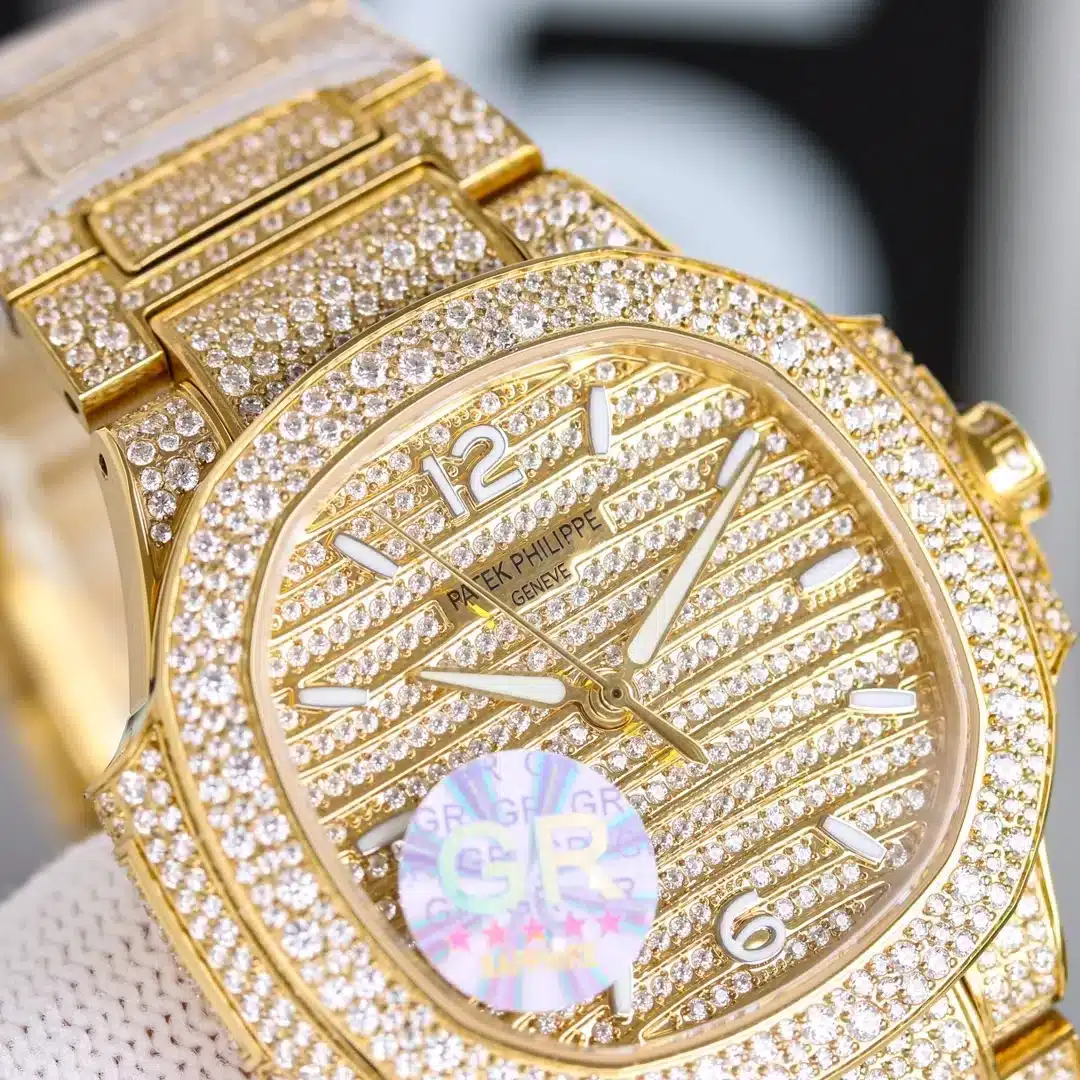 Nautilus 7118/1450R-001 Ladies Automatic 35.2 mm,Rose gold