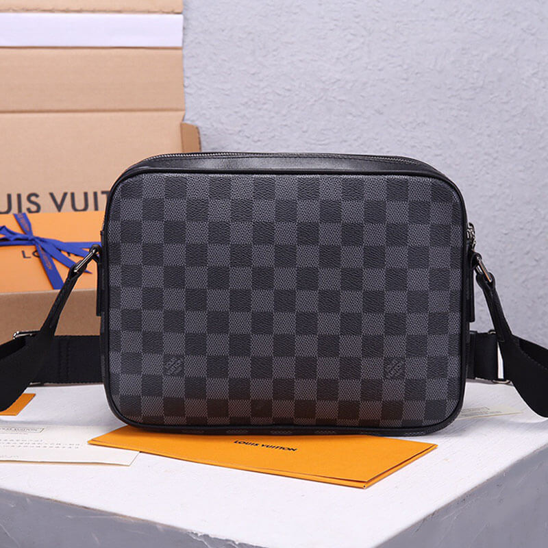 Louis Vuitton Trocadero Messenger Bag