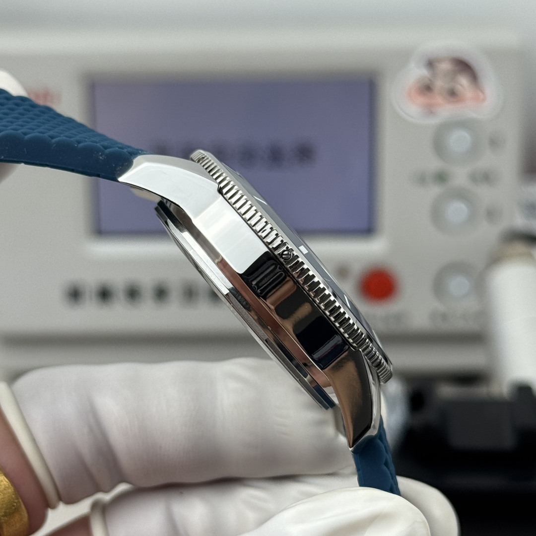 Breitling Superocean Heritage AB31101A1C1S1