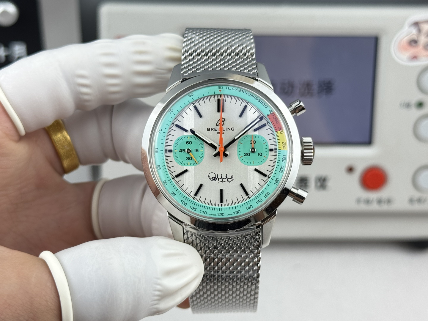 Breitling Top Time AB01768A1A1A1