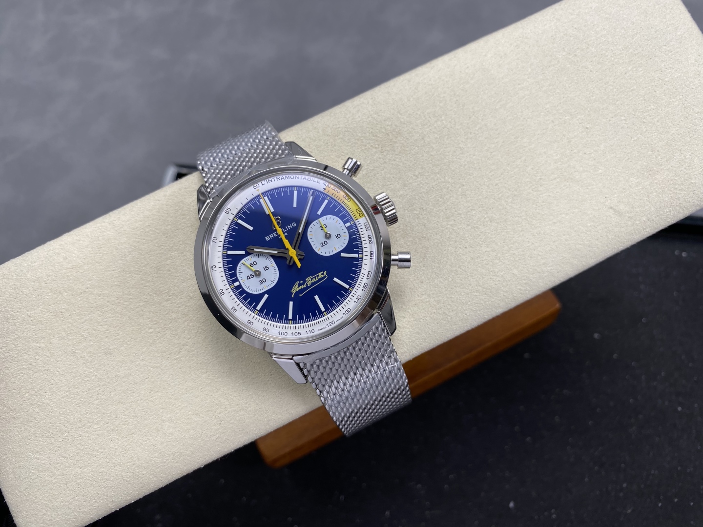 Breitling Top Time AB01767A1C1A1