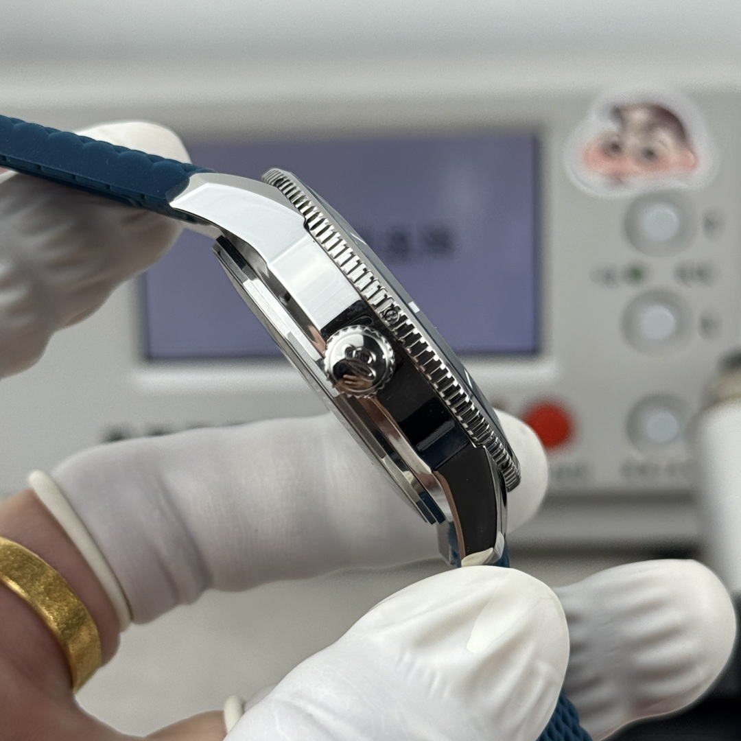 Breitling Superocean Heritage AB31101A1C1S1