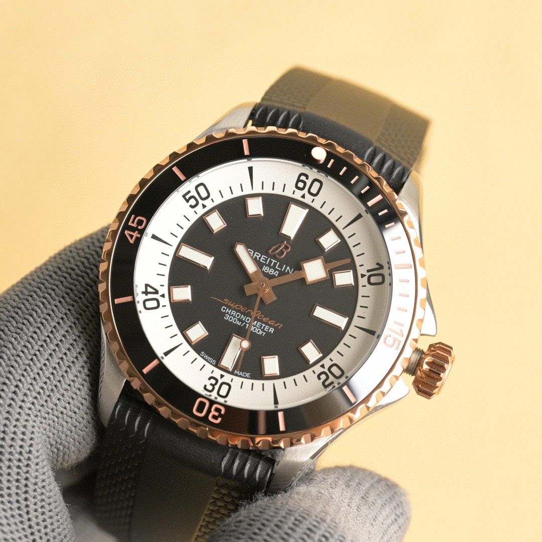 Breitling Superocean R17375211B1S1