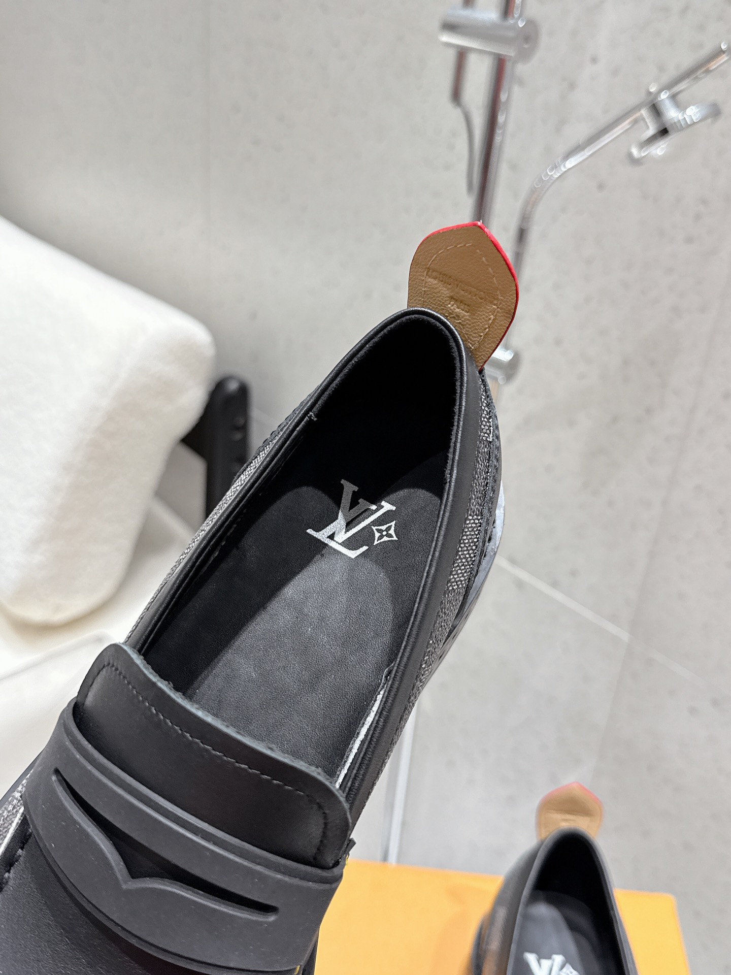 LV women's leather shoes-45