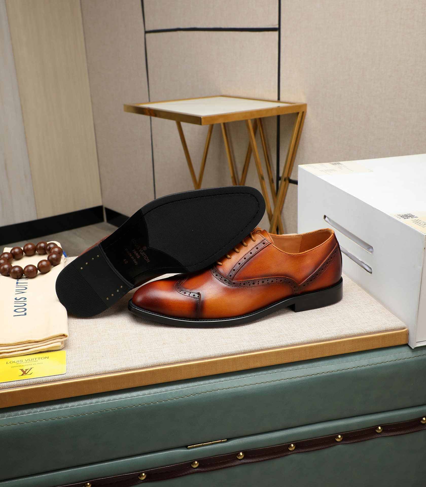 LV men's leather shoes-5