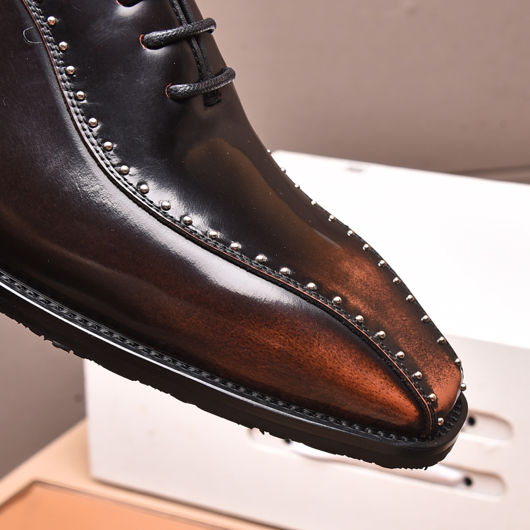 LV men's leather shoes-32