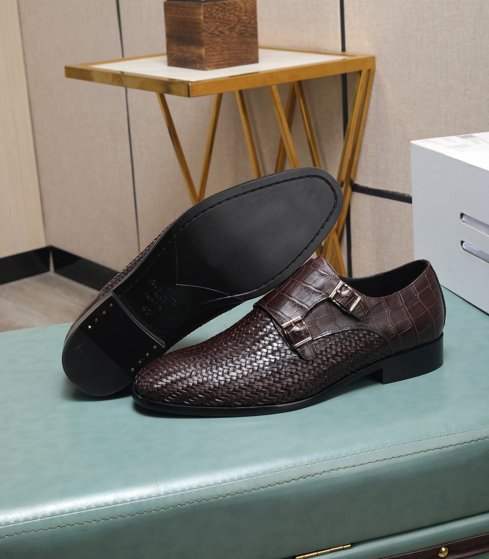 LV men's leather shoes-55