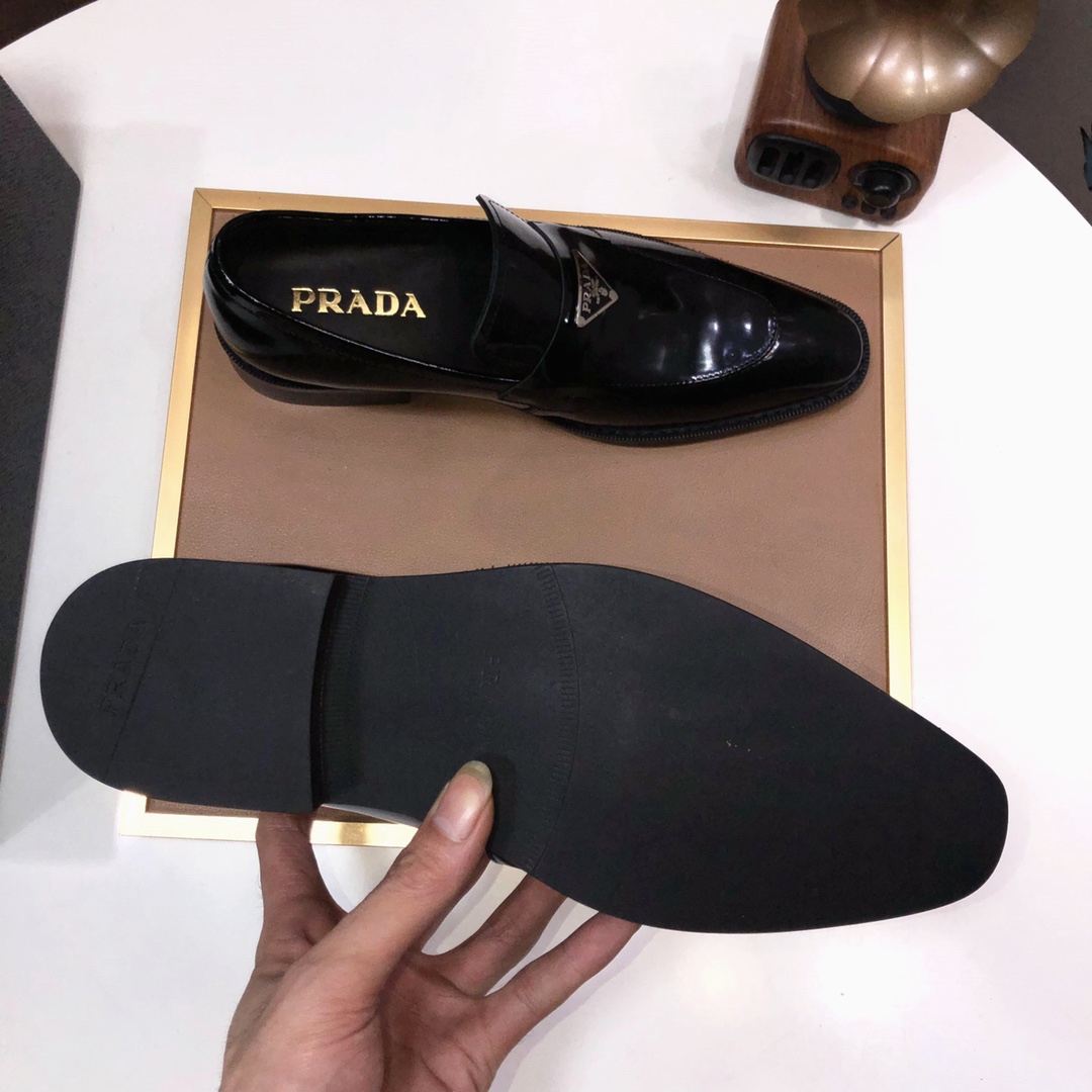 Prada men's leather shoes-36