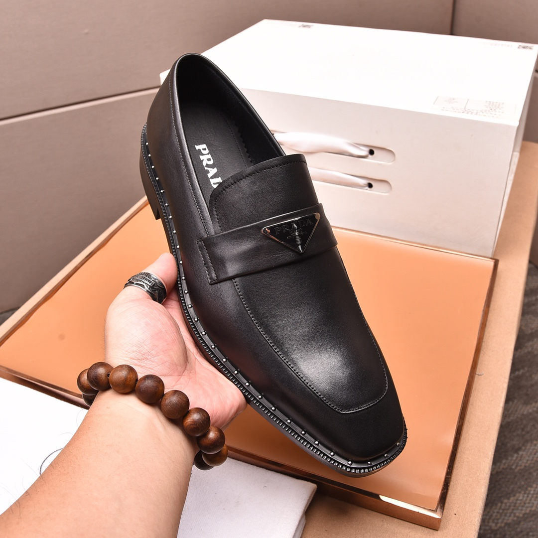 Prada men's leather shoes-40