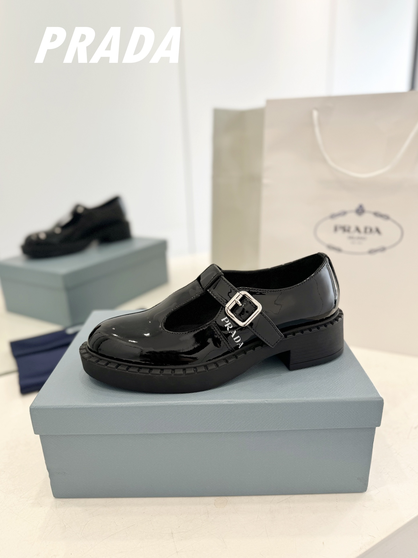 Prada women's leather shoes-4