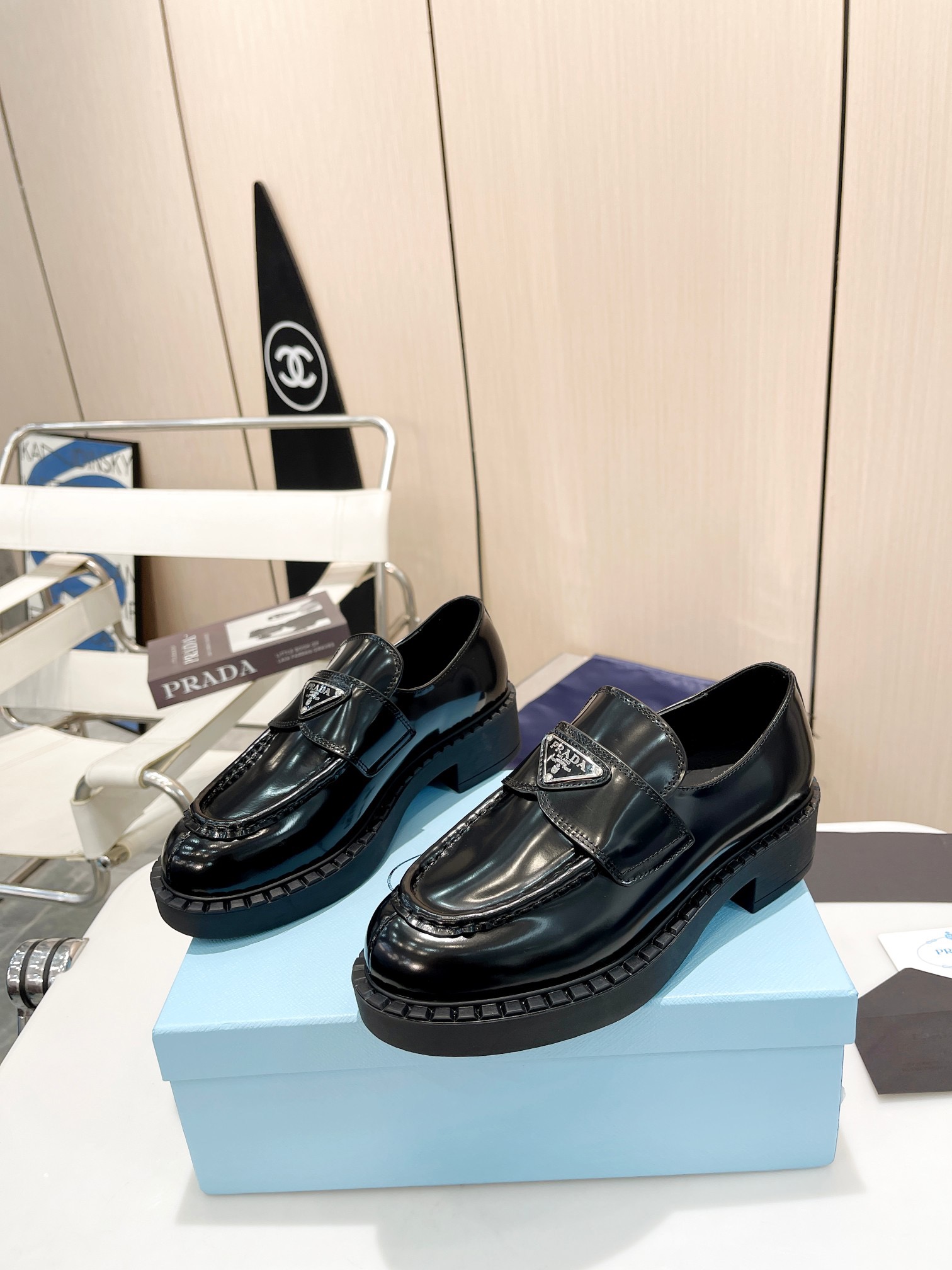 Prada women's leather shoes-9