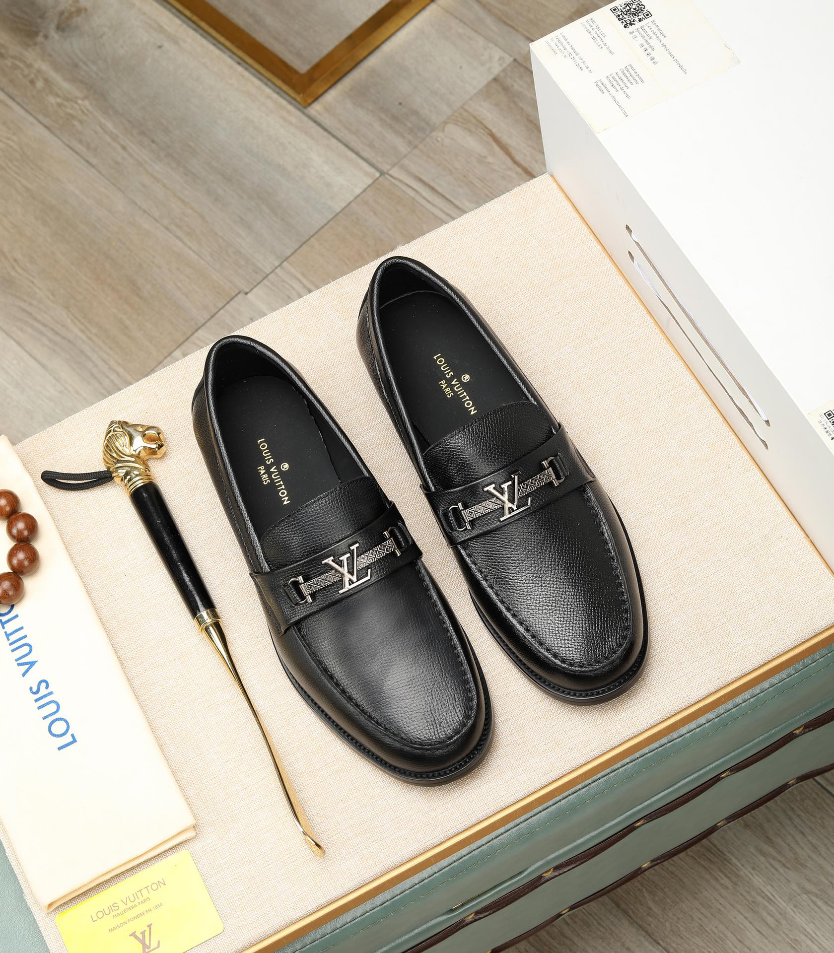 LV men's leather shoes-48