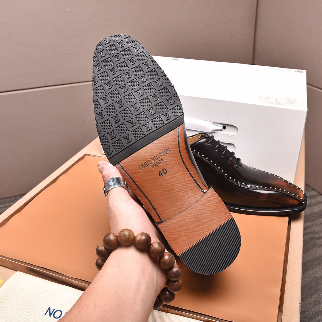 LV men's leather shoes-32