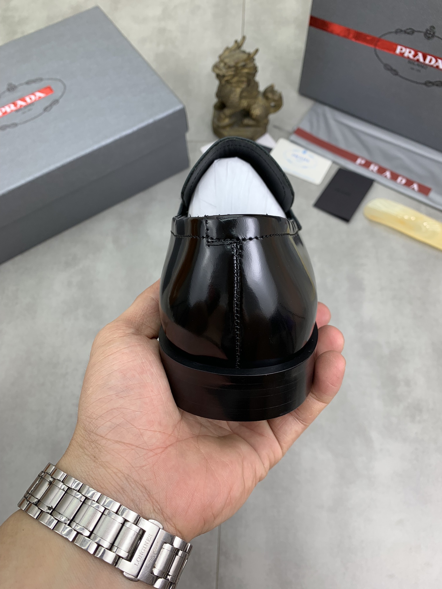 Prada men's leather shoes-18