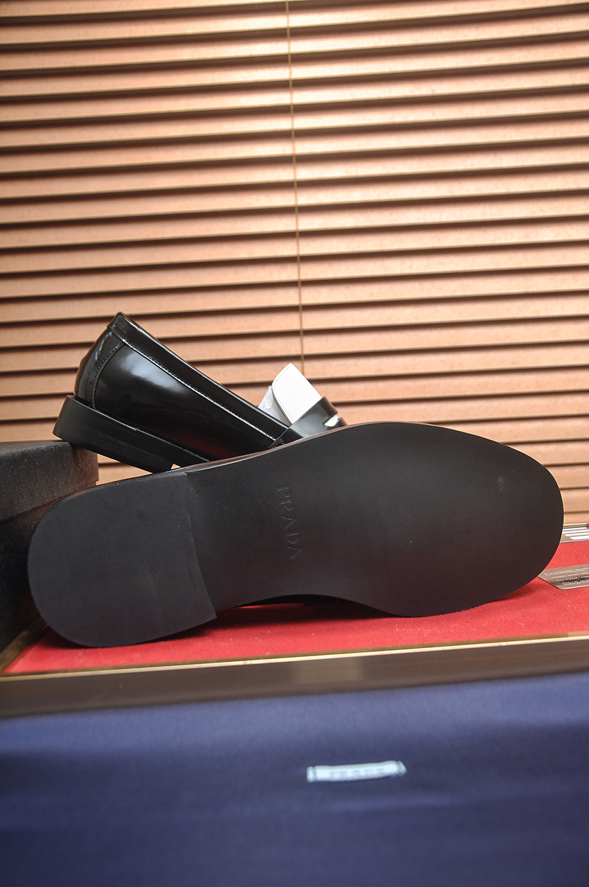 Prada men's leather shoes-51