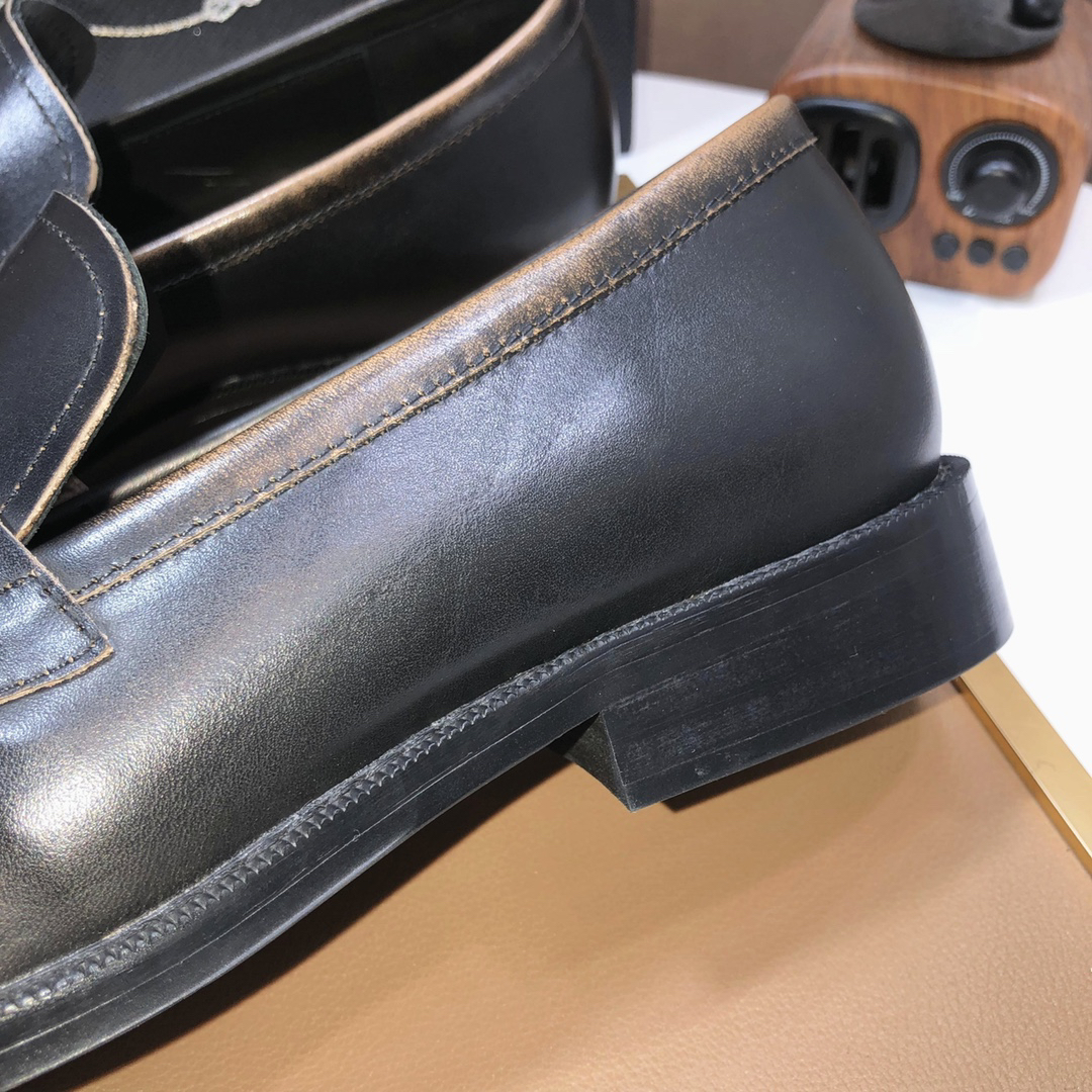 Prada men's leather shoes-34