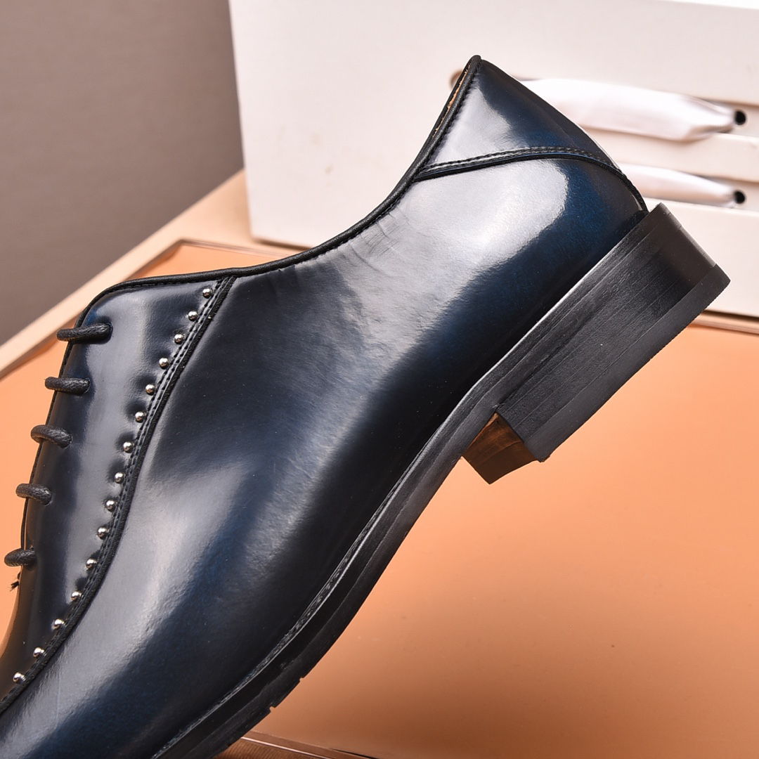 LV men's leather shoes-33