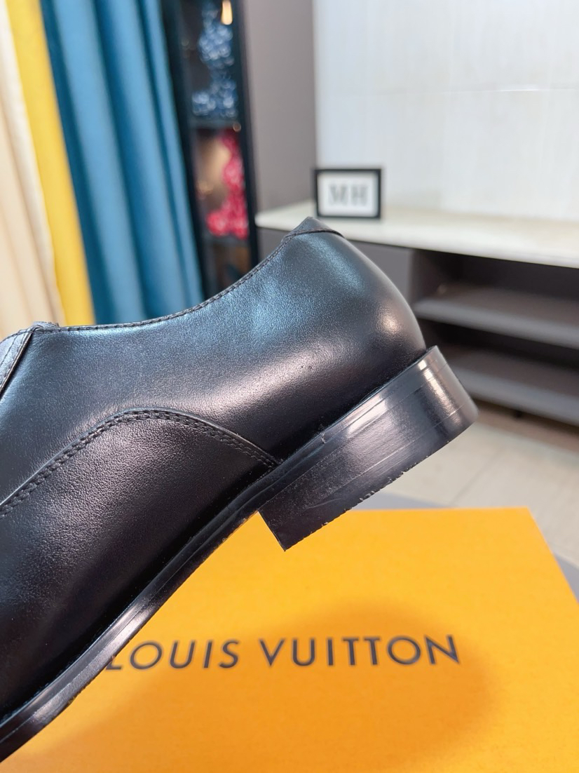 LV men's leather shoes-20