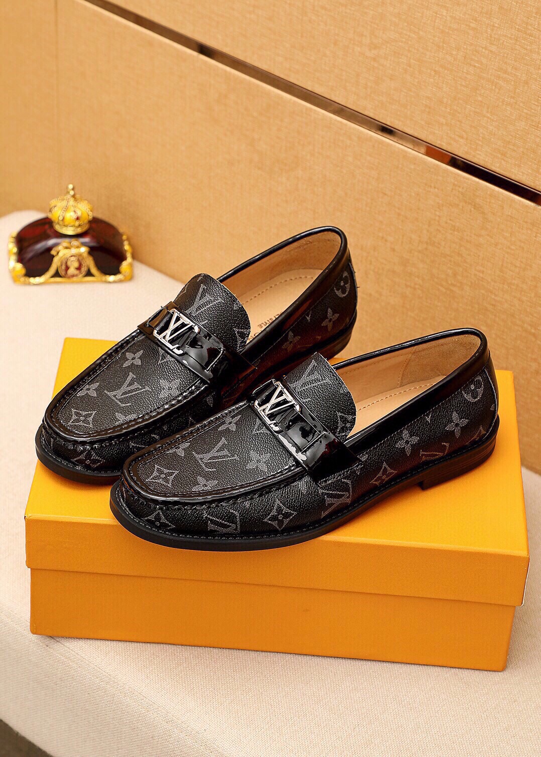 LV men's leather shoes-63