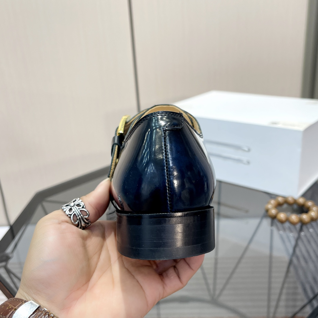 LV men's leather shoes-53