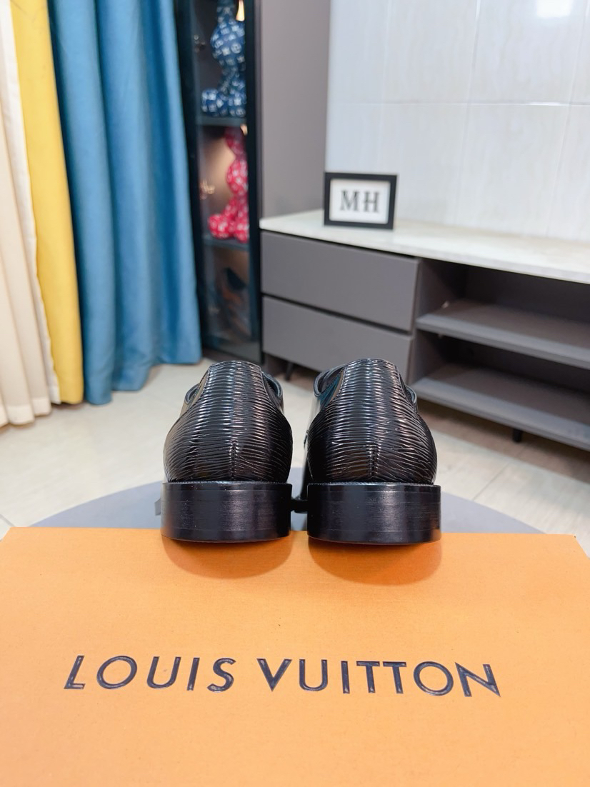 LV men's leather shoes-42