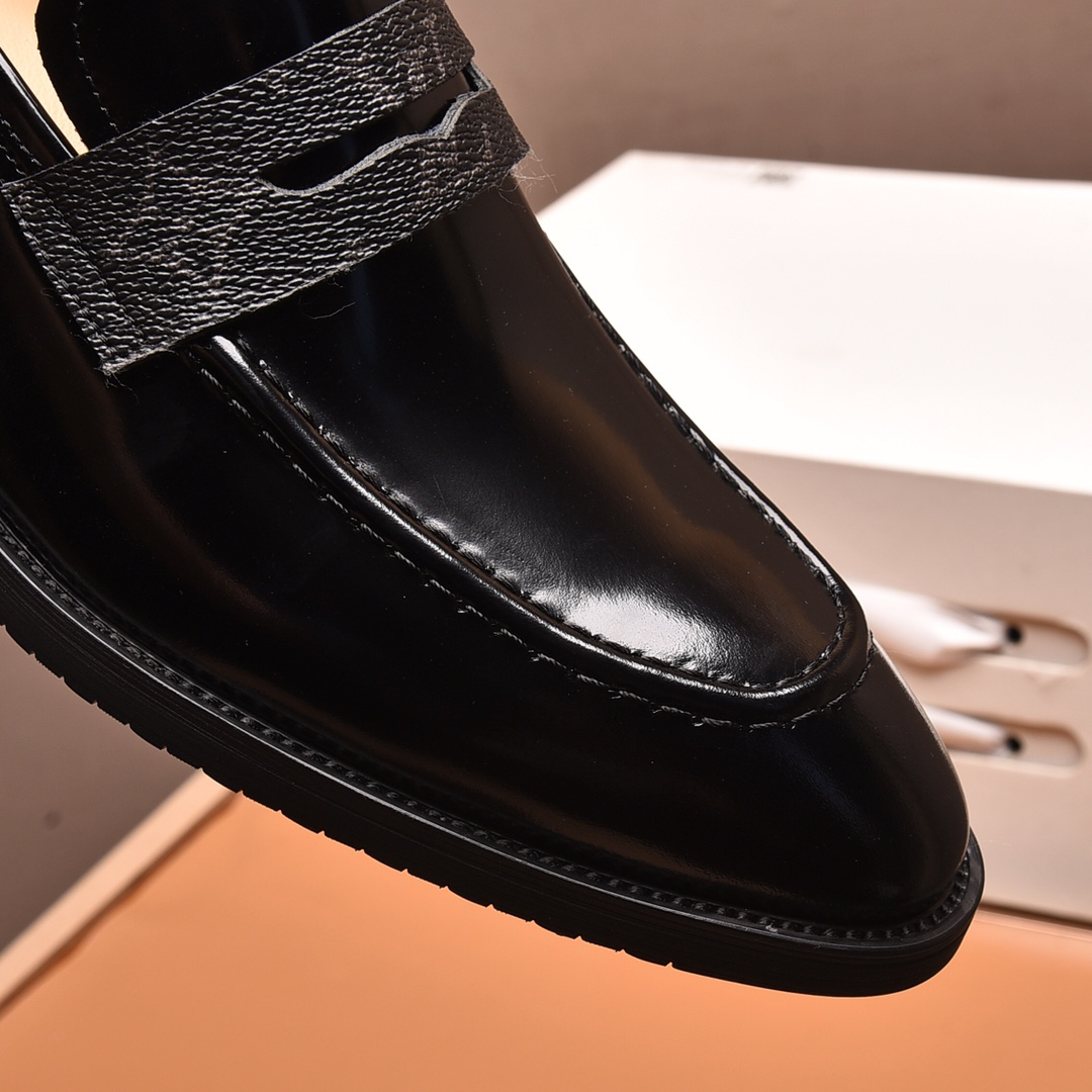 LV men's leather shoes-44