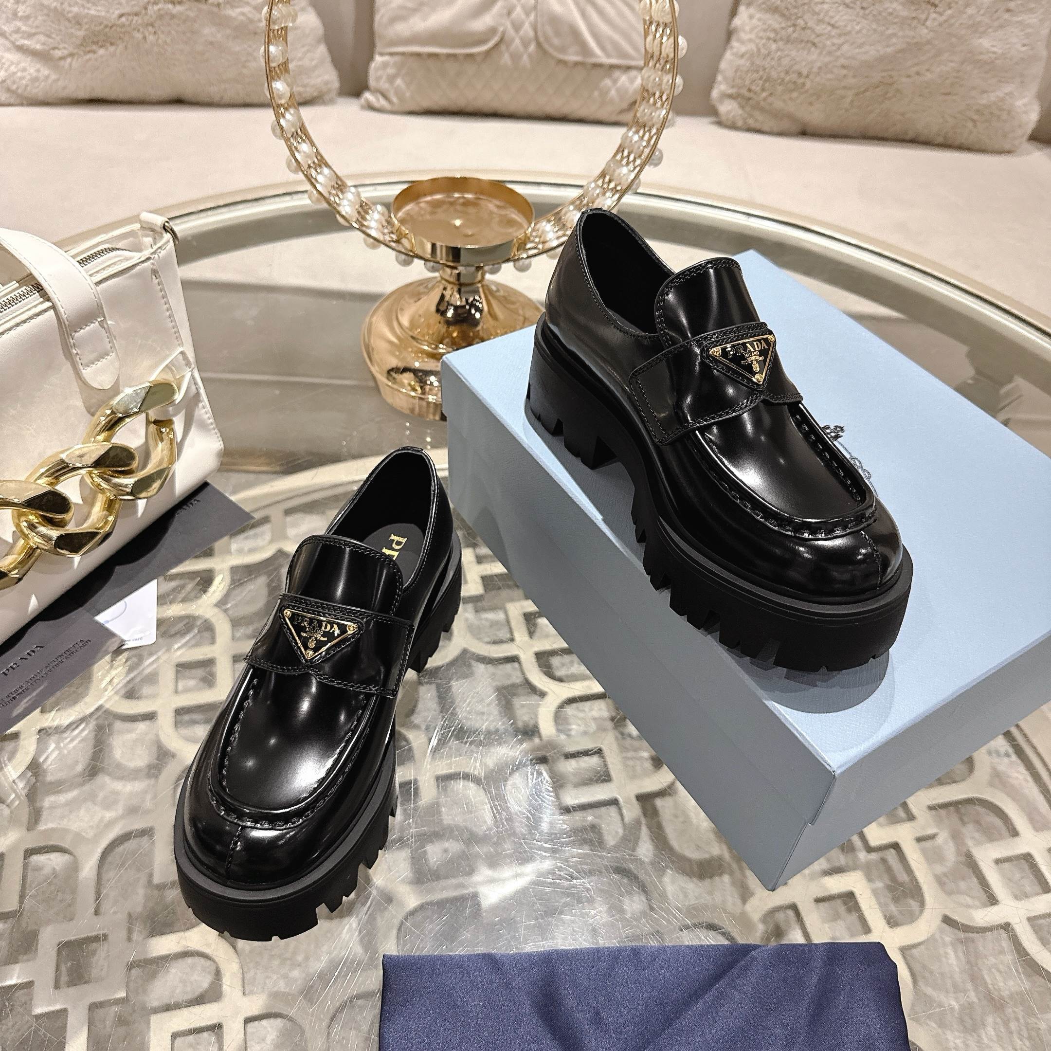 Prada women's leather shoes-13