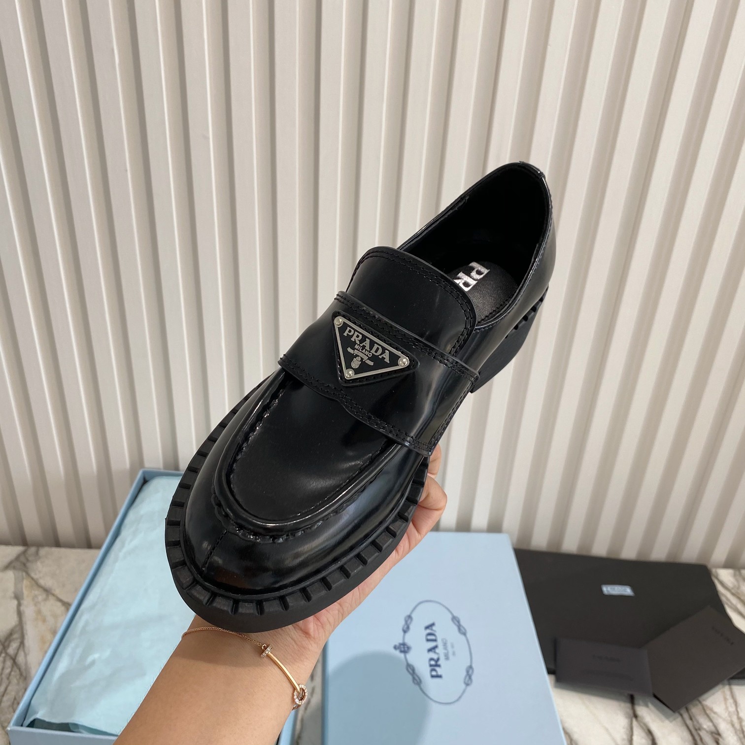 Prada men's leather shoes-9