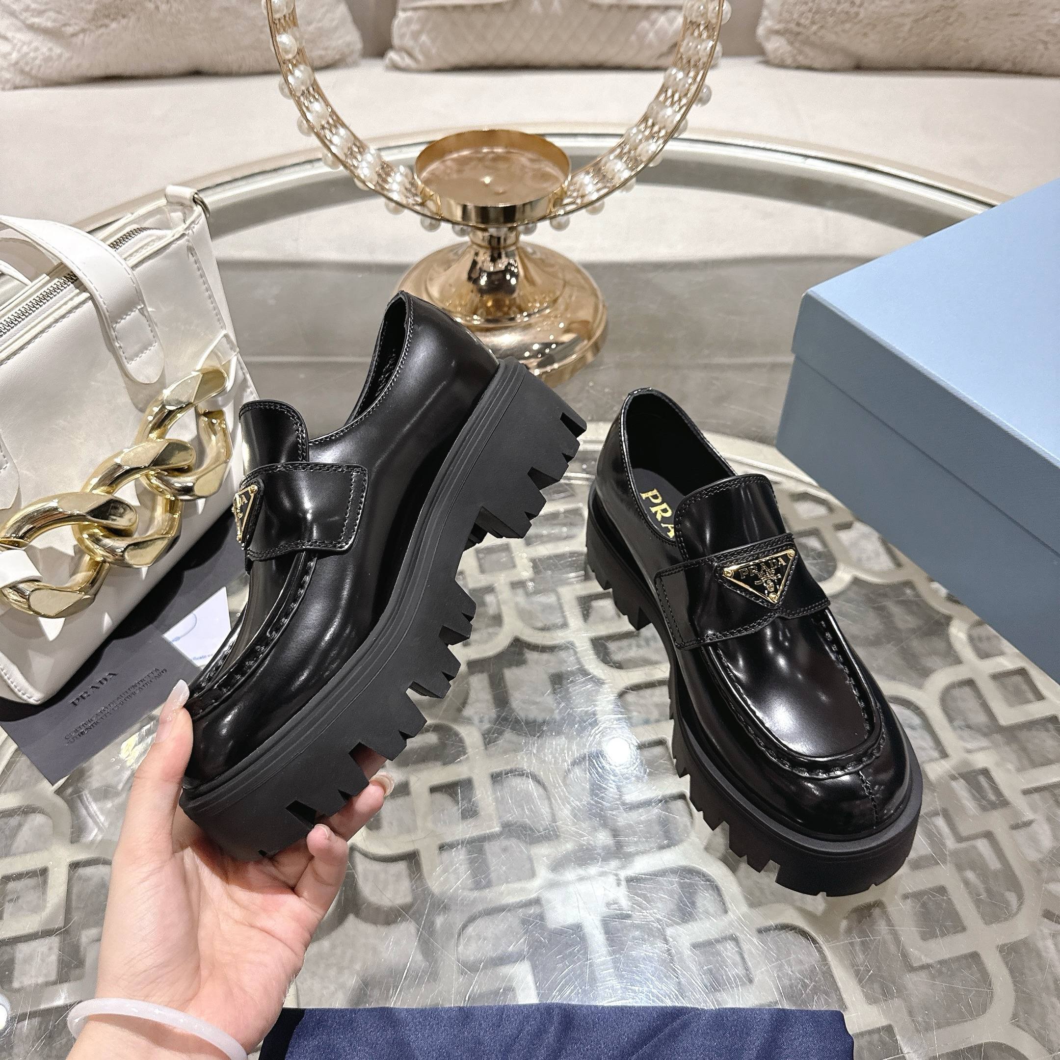 Prada women's leather shoes-13