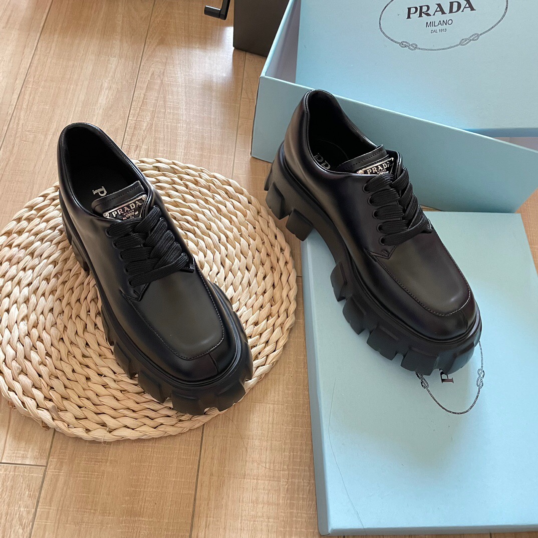 Prada women's leather shoes-40