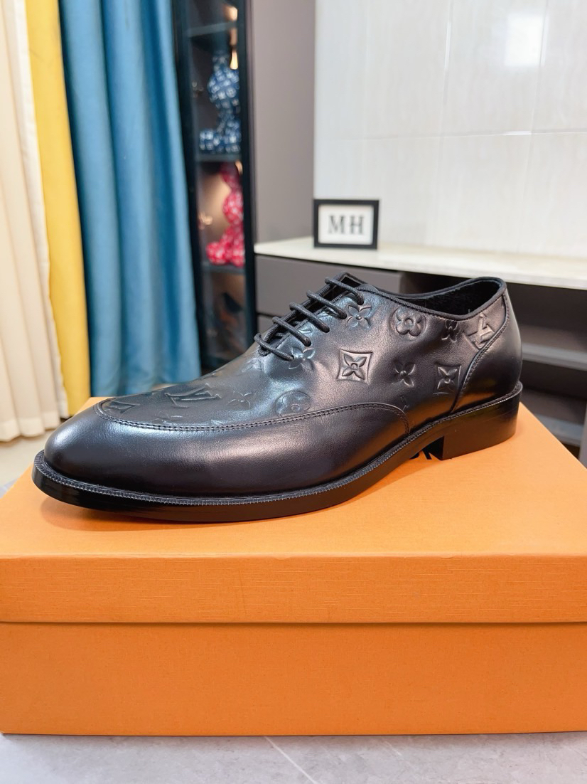 LV men's leather shoes-39
