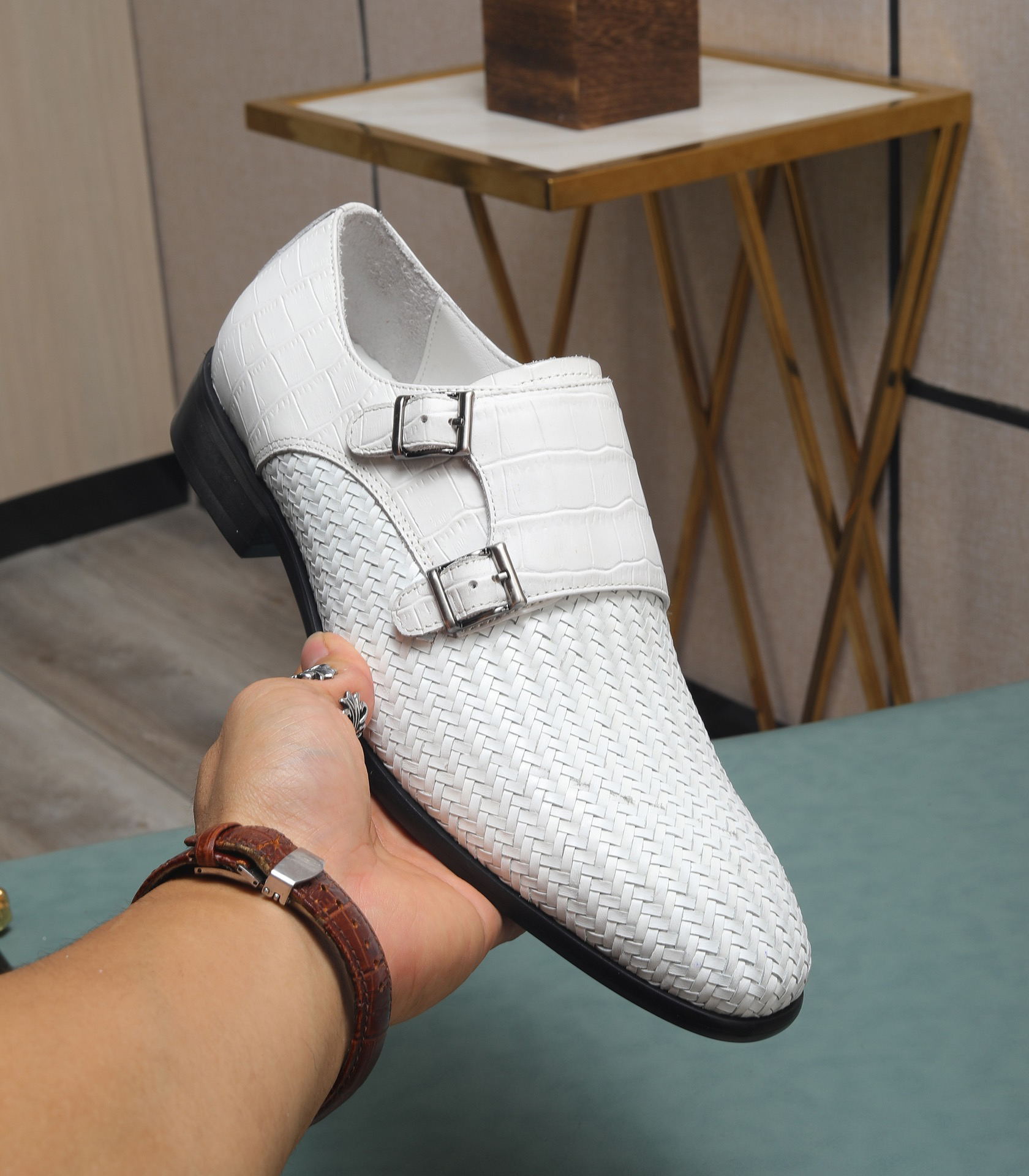 LV men's leather shoes-34