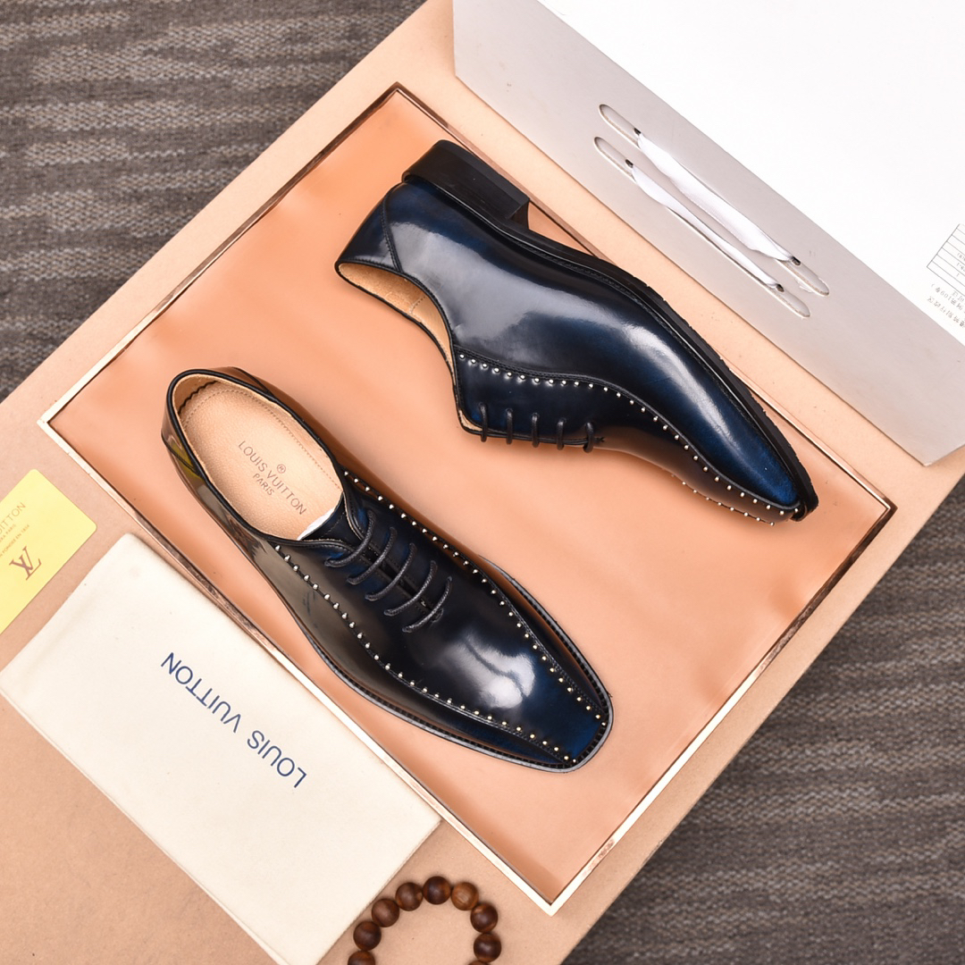 LV men's leather shoes-33