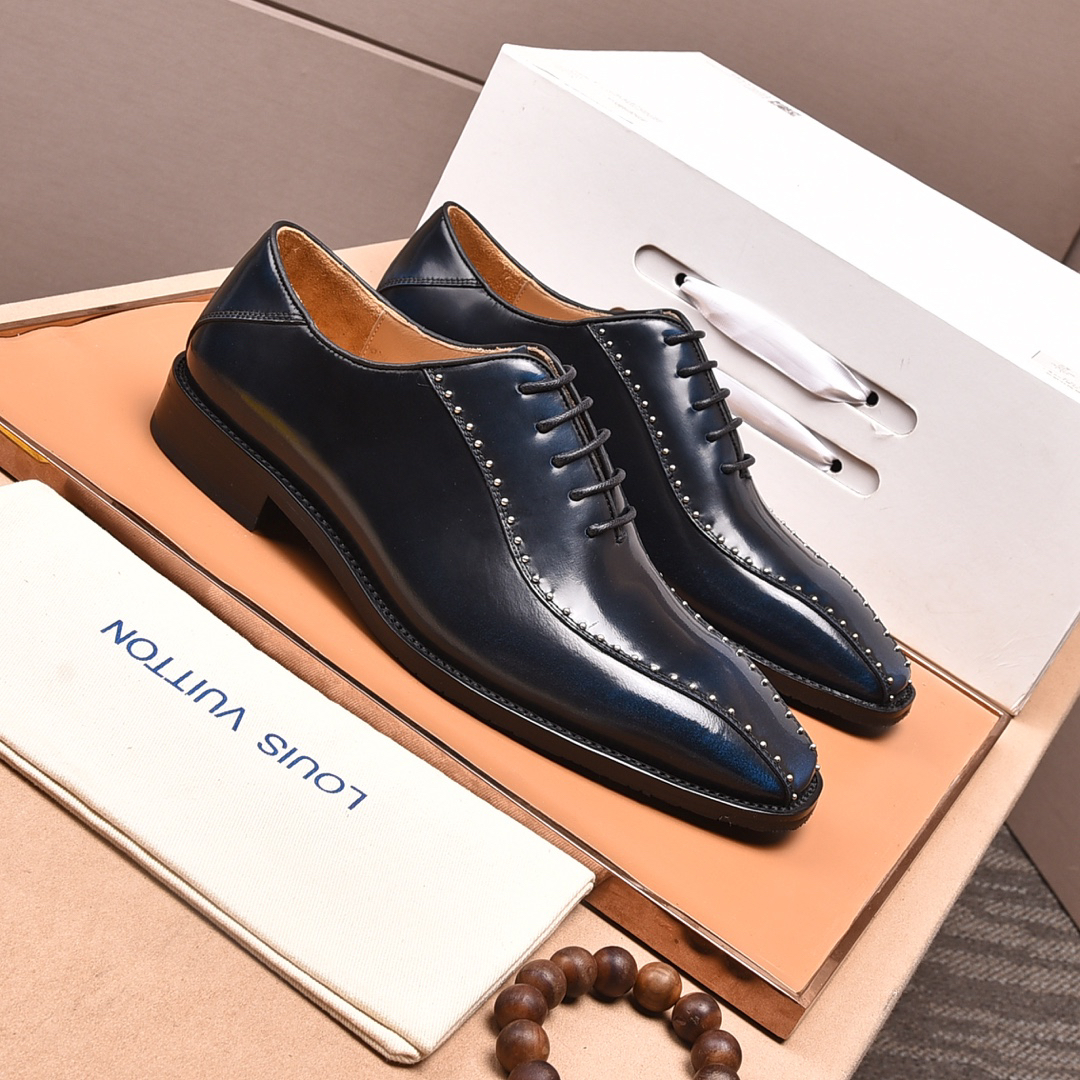 LV men's leather shoes-33