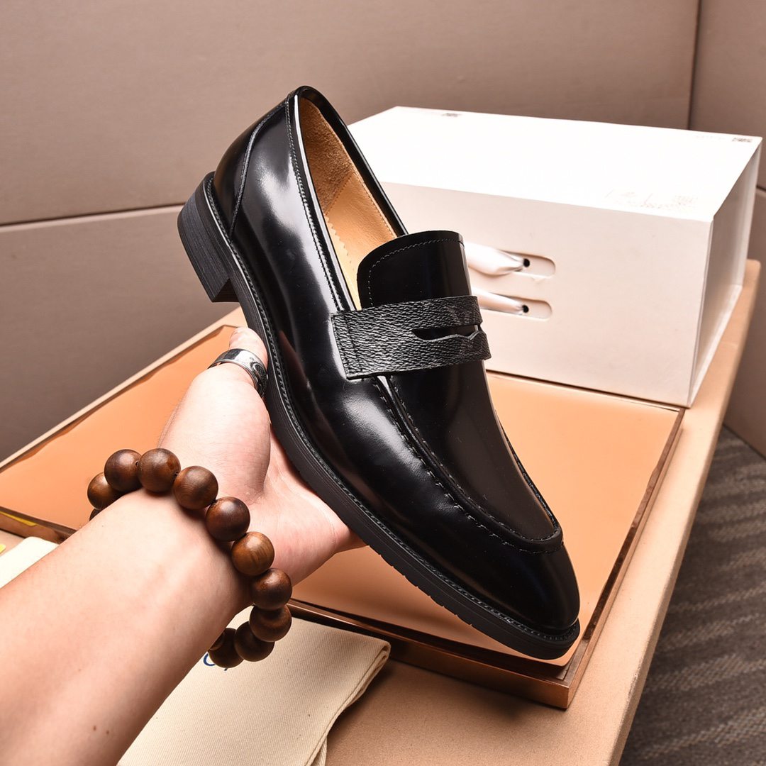 LV men's leather shoes-44