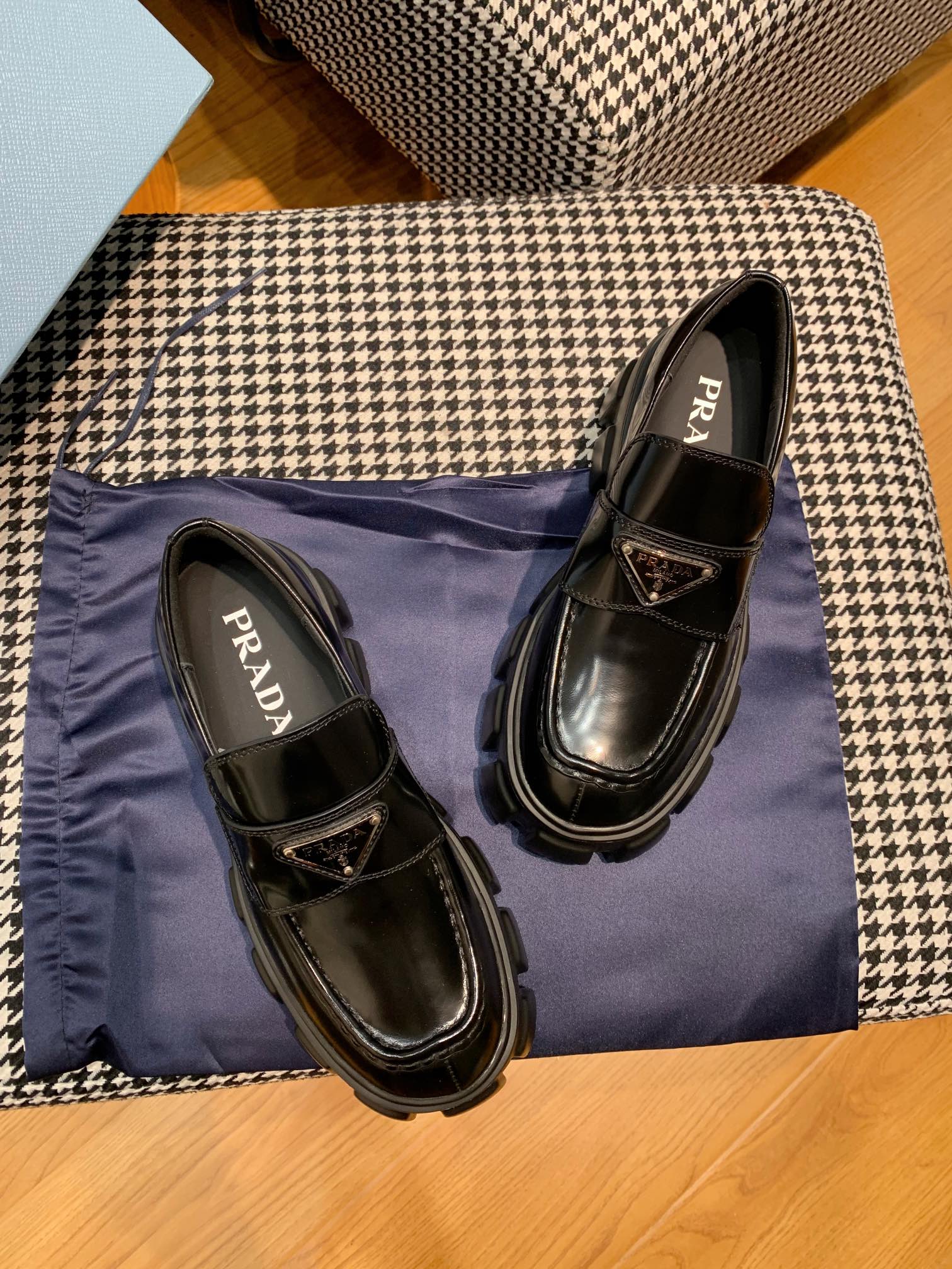 Prada women's leather shoes-36