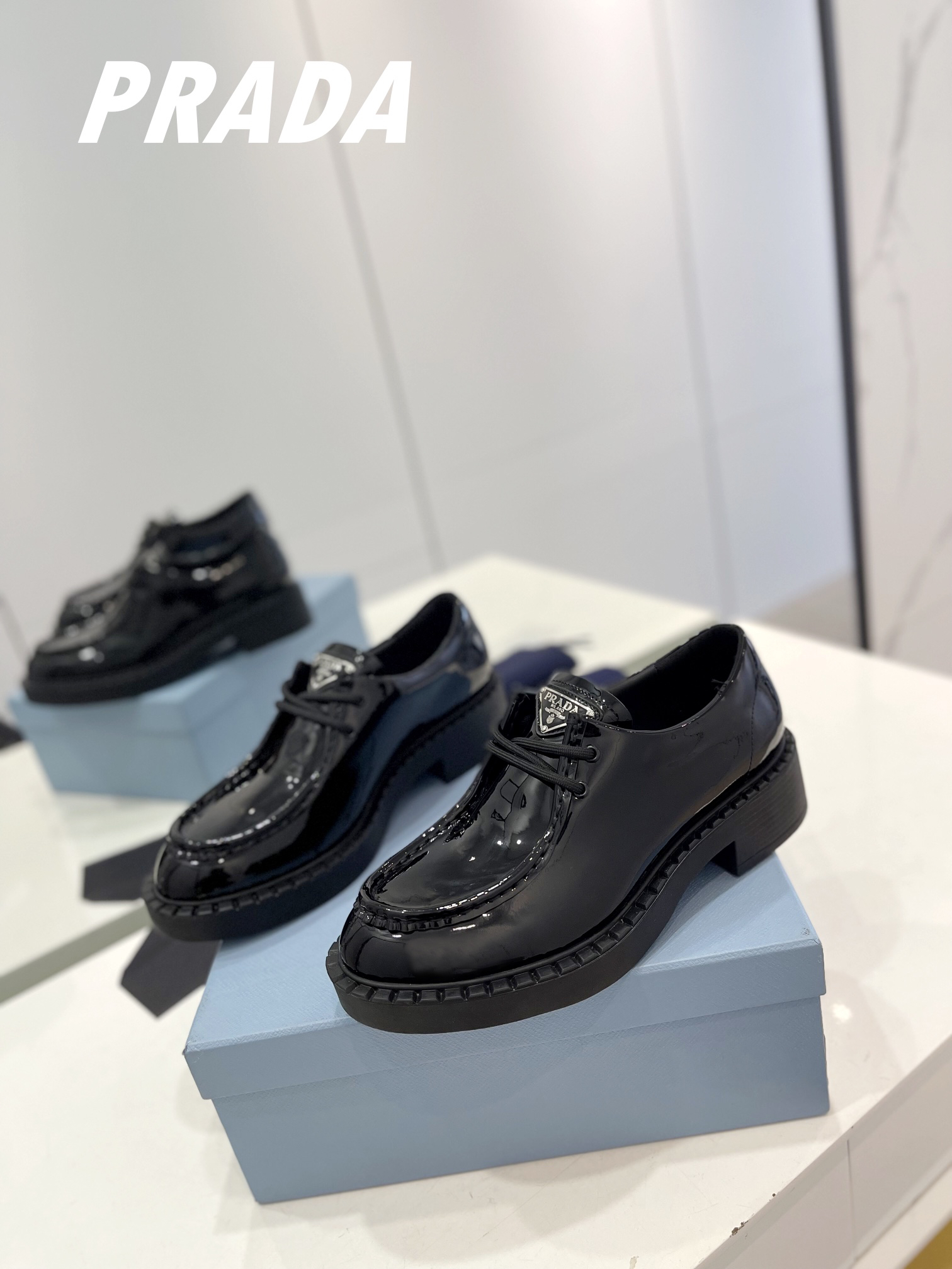 Prada women's leather shoes-2