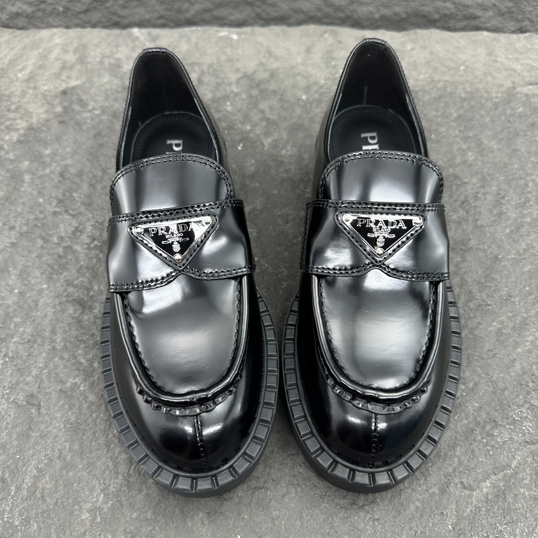 Prada men's leather shoes-69