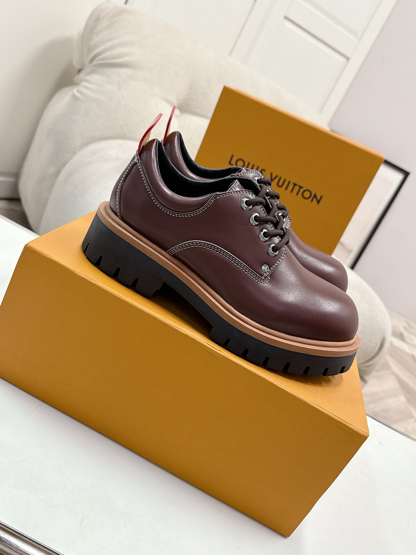 LV women's leather shoes-47