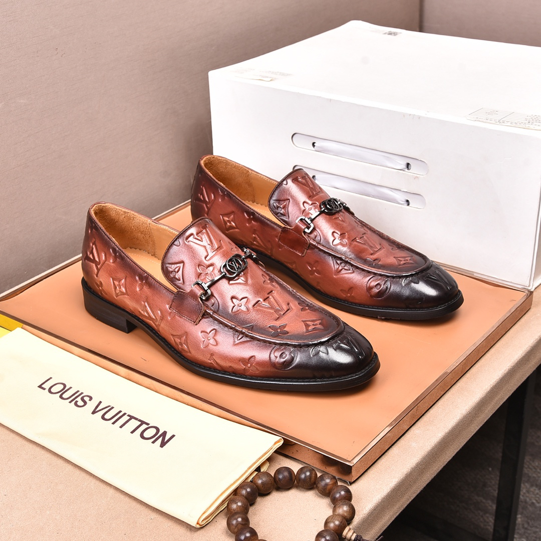 LV men's leather shoes-9