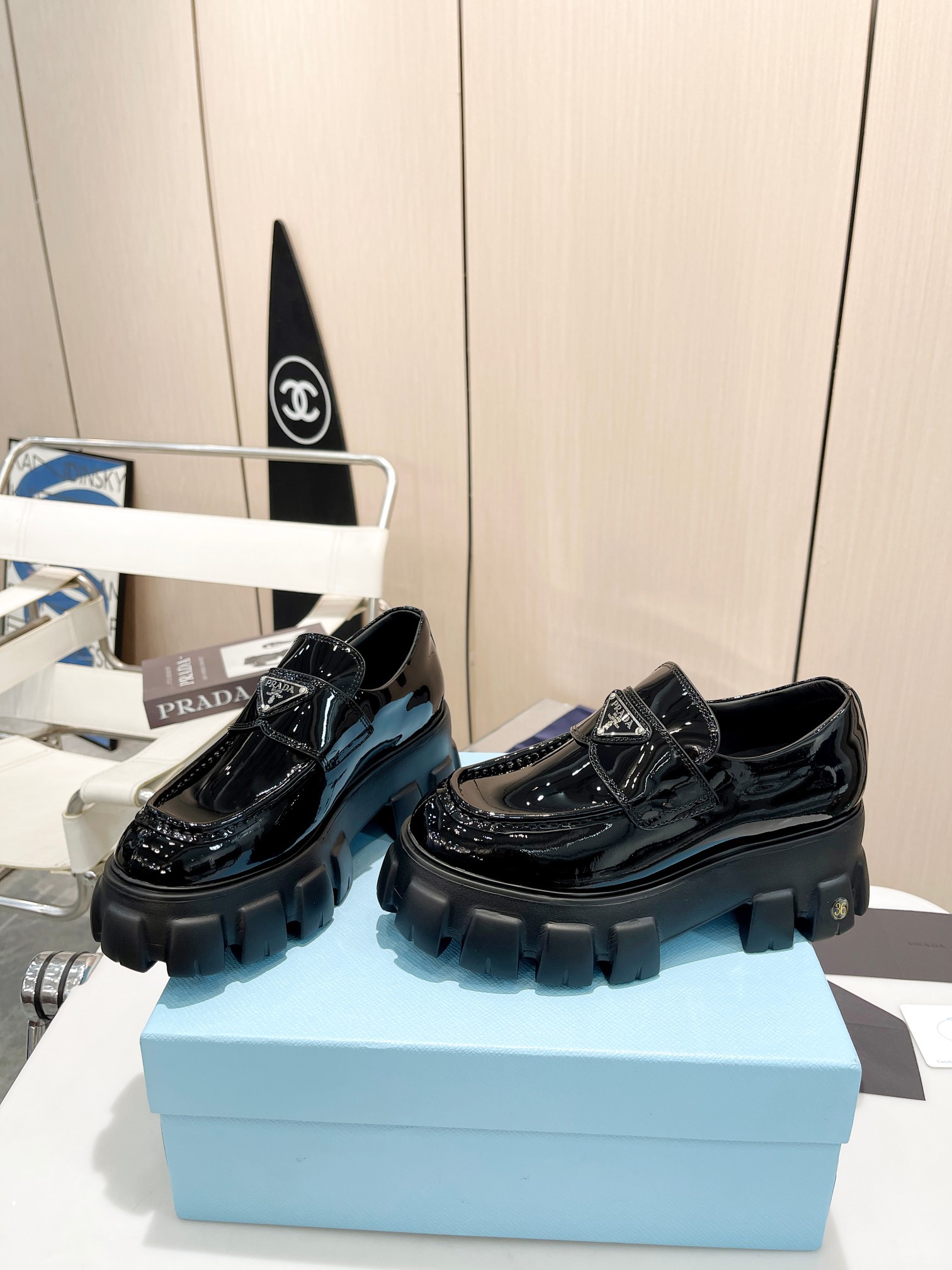 Prada women's leather shoes-8