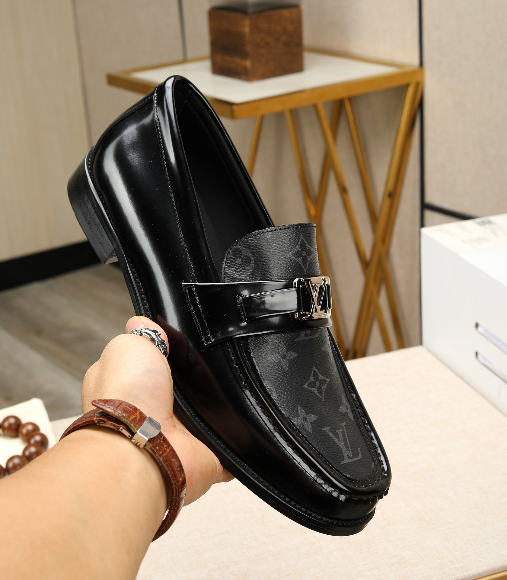 LV men's leather shoes-52