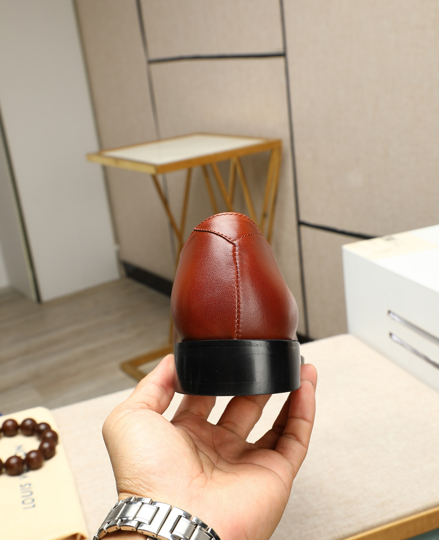 LV men's leather shoes-22