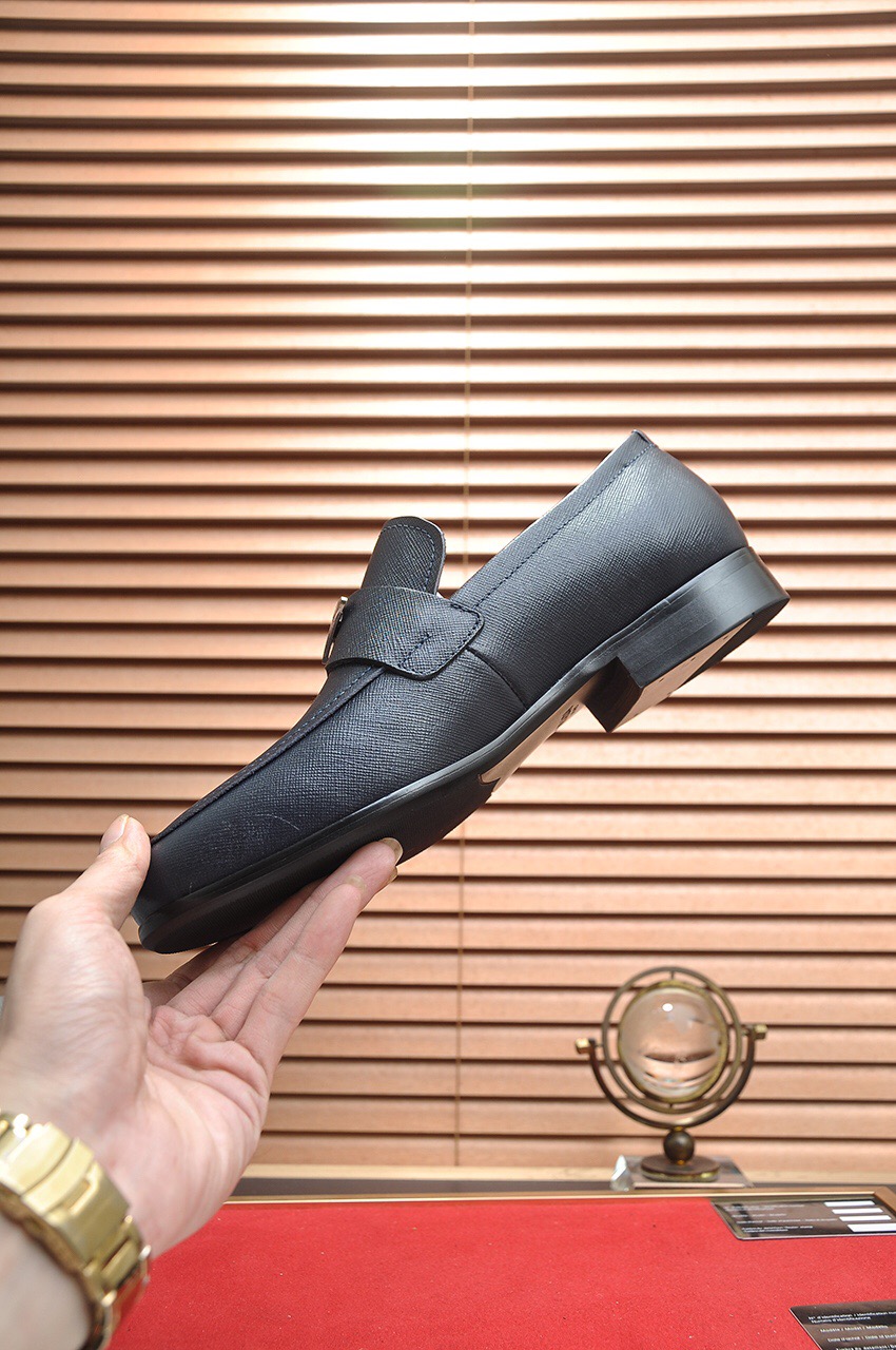 Prada men's leather shoes-25