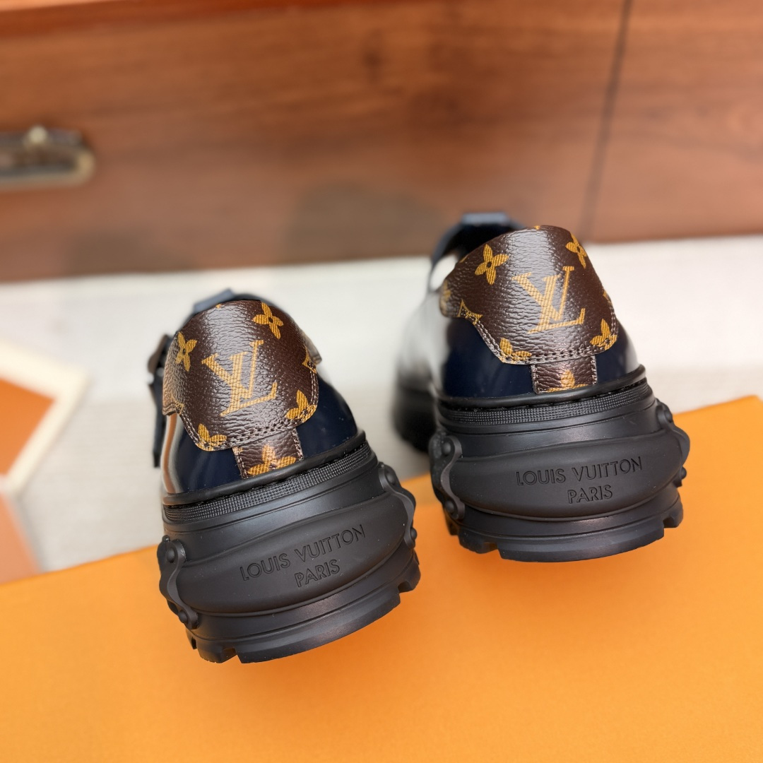 LV women's leather shoes-12