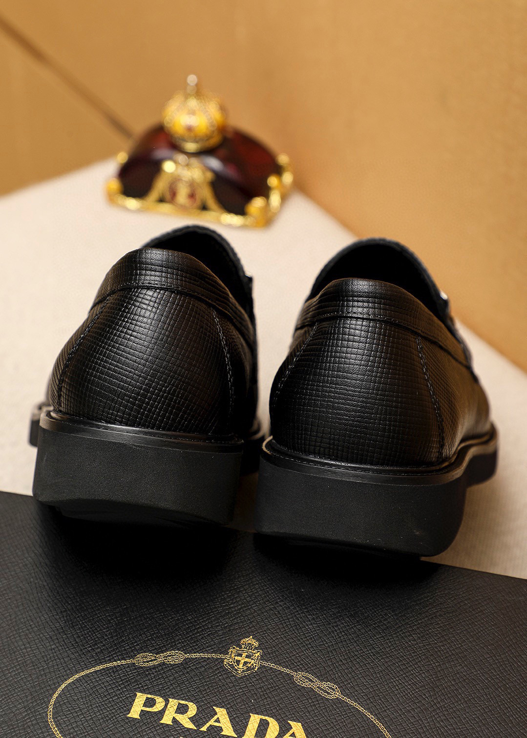 Prada men's leather shoes-33