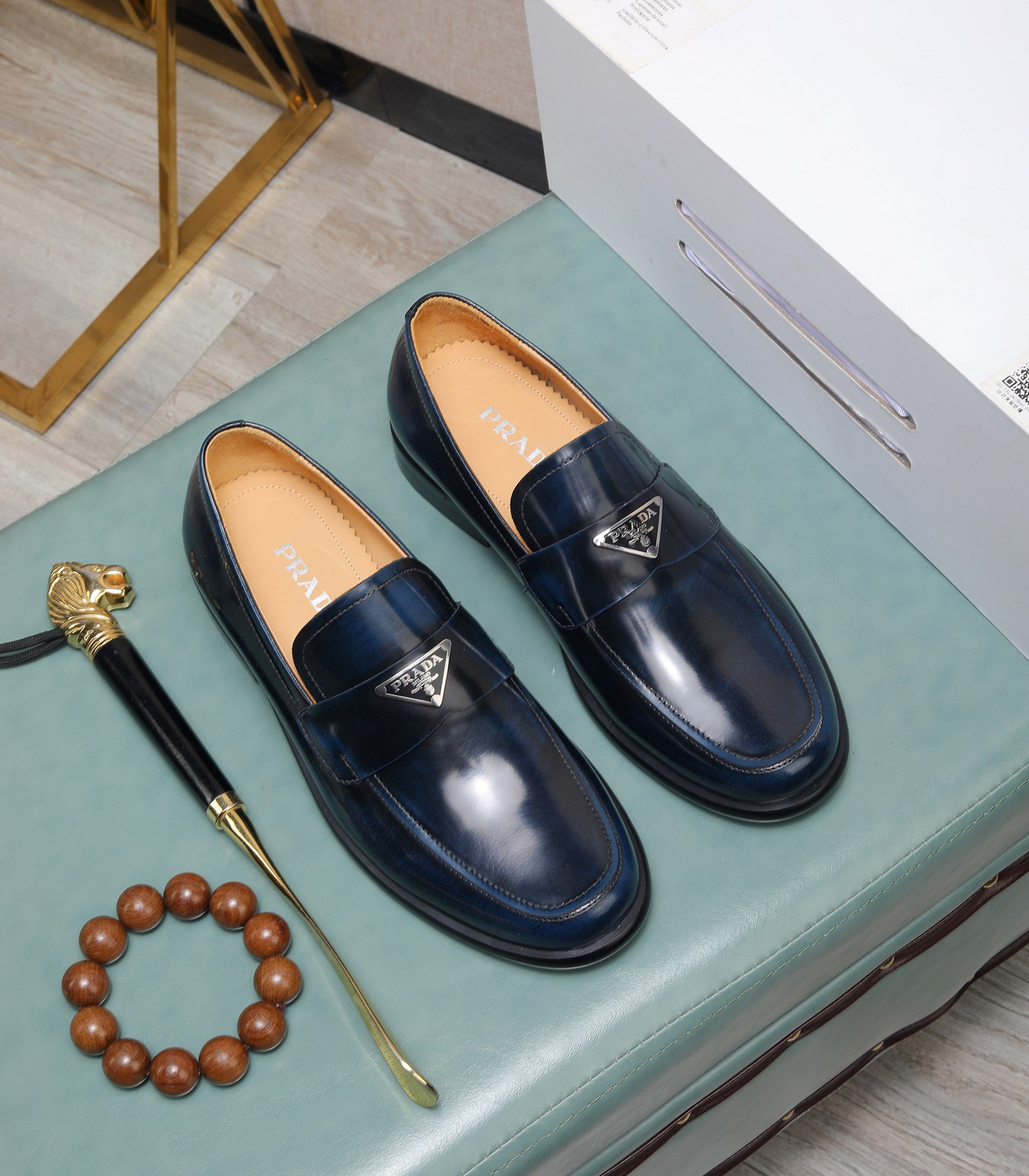 Prada men's leather shoes-37