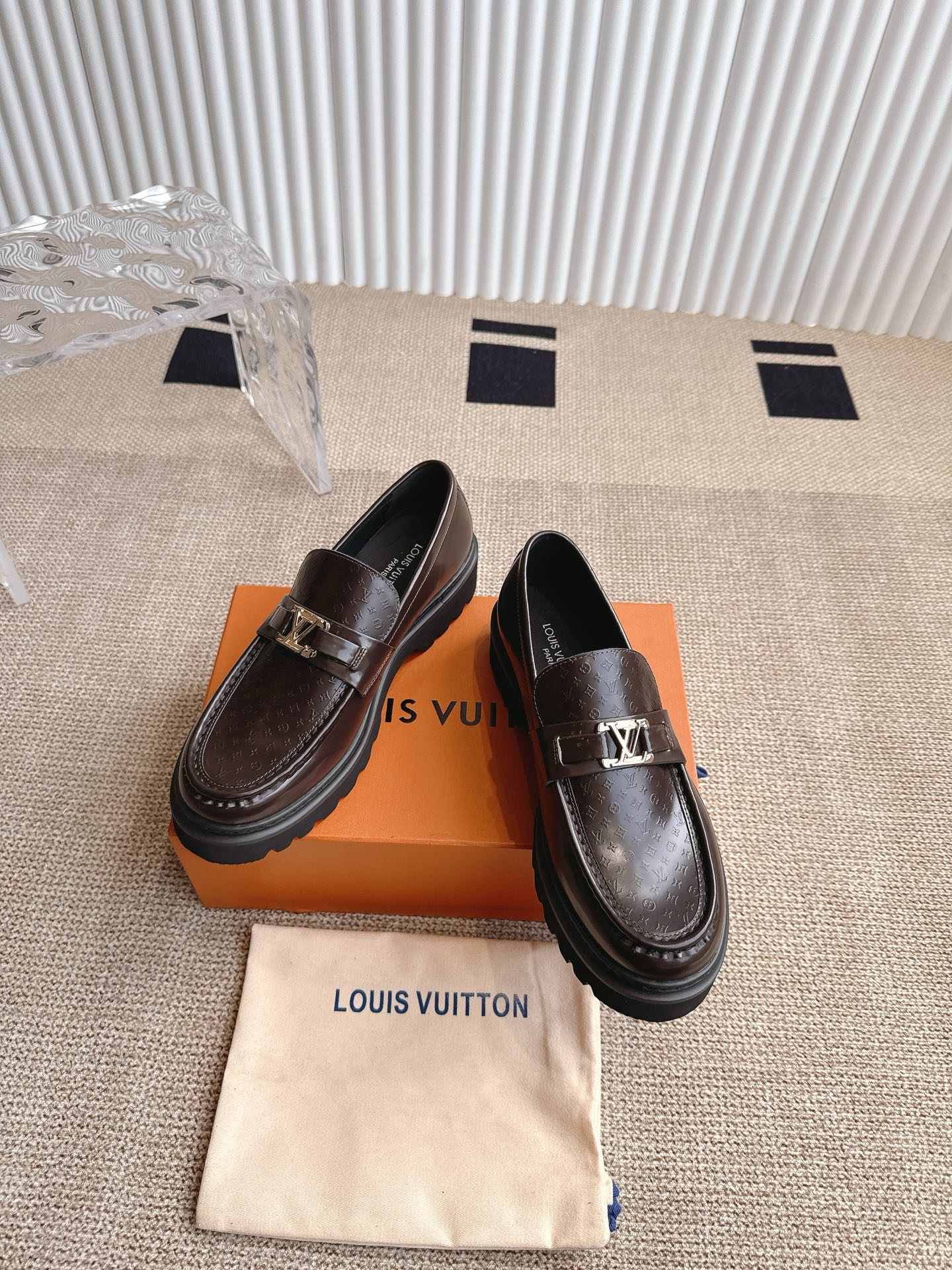 LV women's leather shoes-1