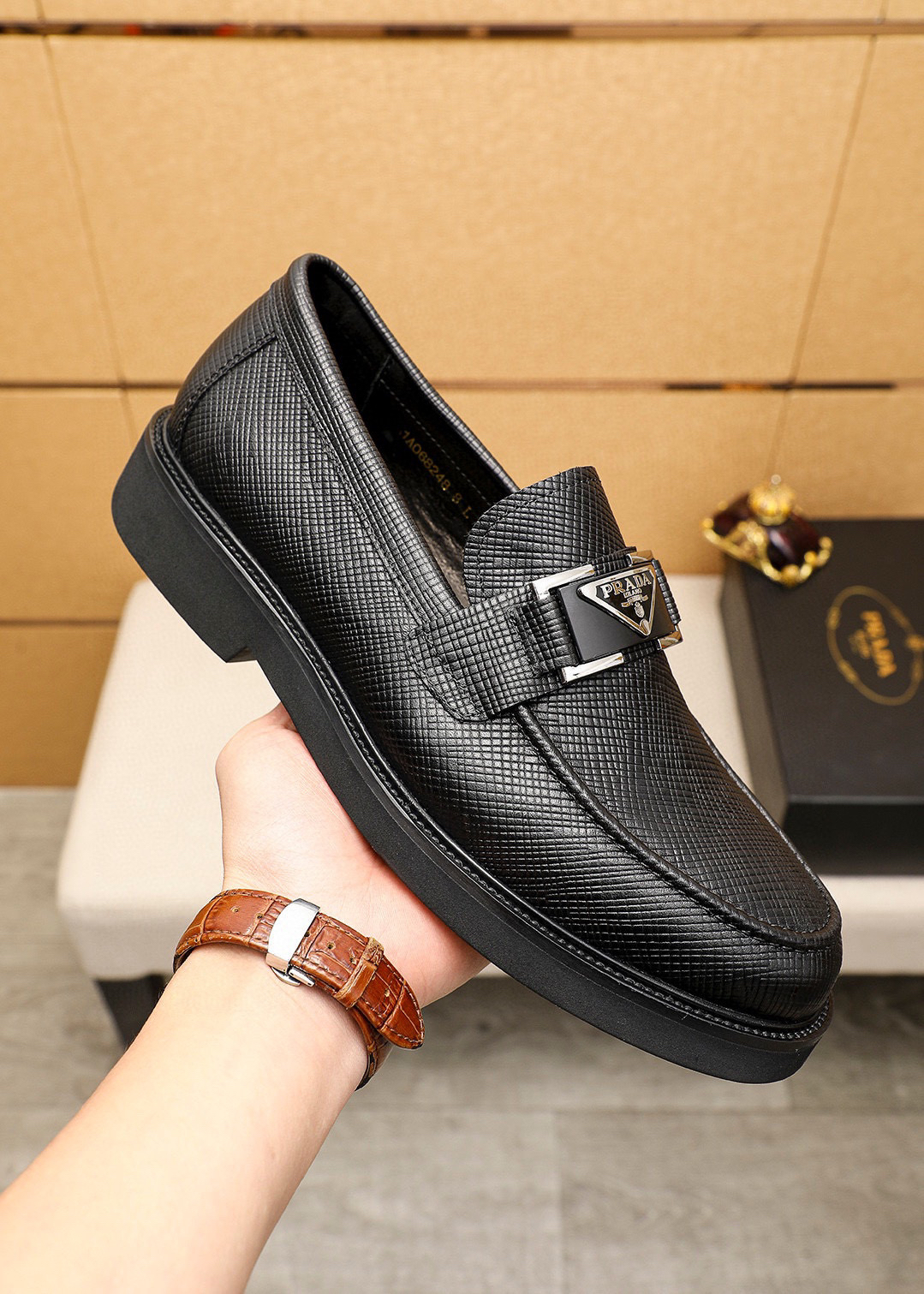 Prada men's leather shoes-33