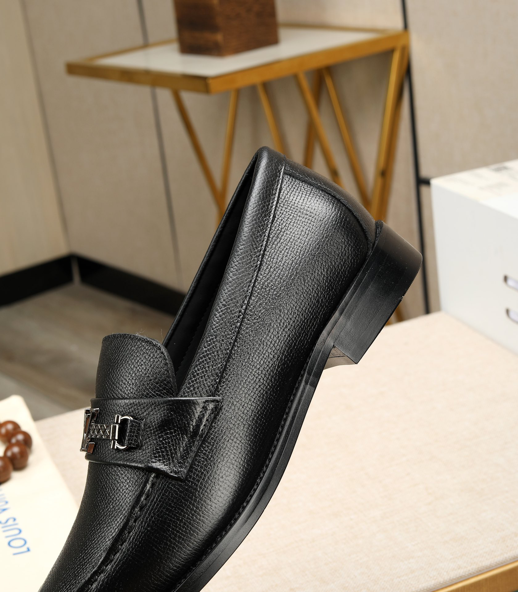 LV men's leather shoes-48